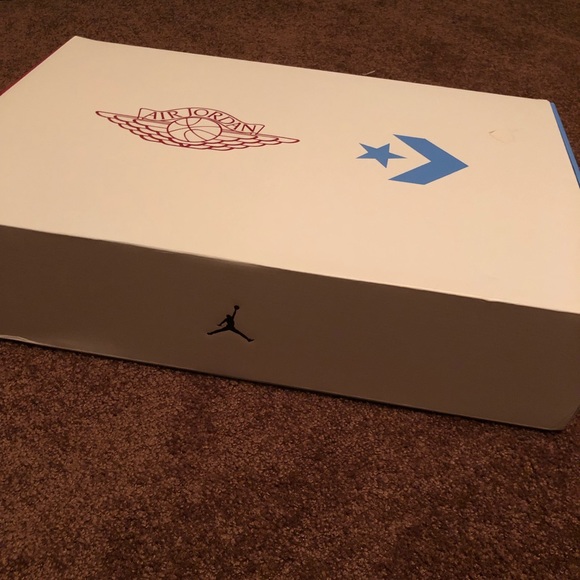 Jordan 2 and Converse *Limited Edition* two pack - Picture 2 of 7